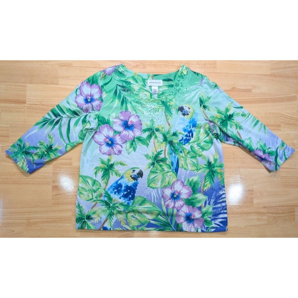 Alfred Dunner Top Womens M Tropical Parrot Palm Tree Rhinestone Crochet Lace 3/4